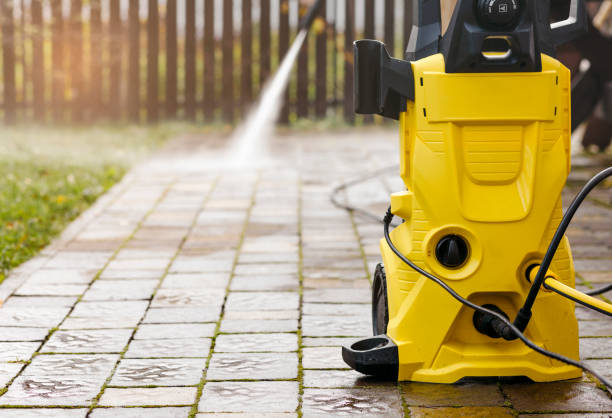 Best Playground Equipment Cleaning  in Garden City Park, NY